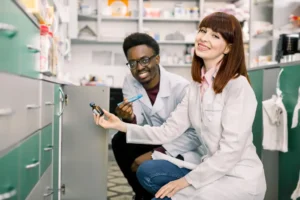 Pharmacists working as a compounding pharmacy in Garland TX at Elite Pharmacy-RX