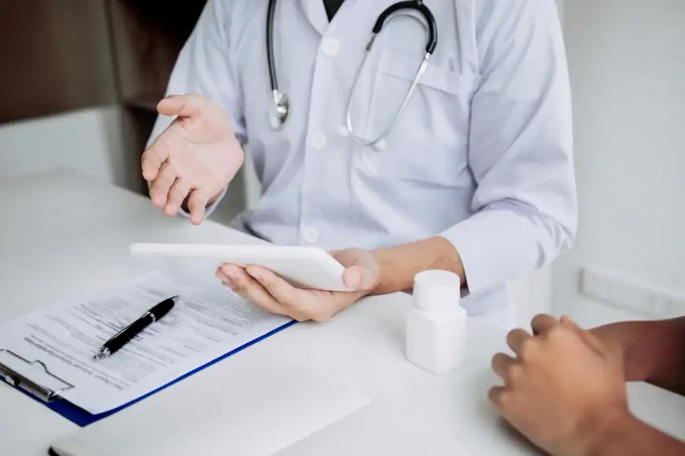 Pharmacist at Elite Pharmacy-RX coordinating medication synchronization for patients in DFW.